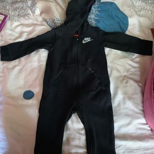 baby nike tech suit